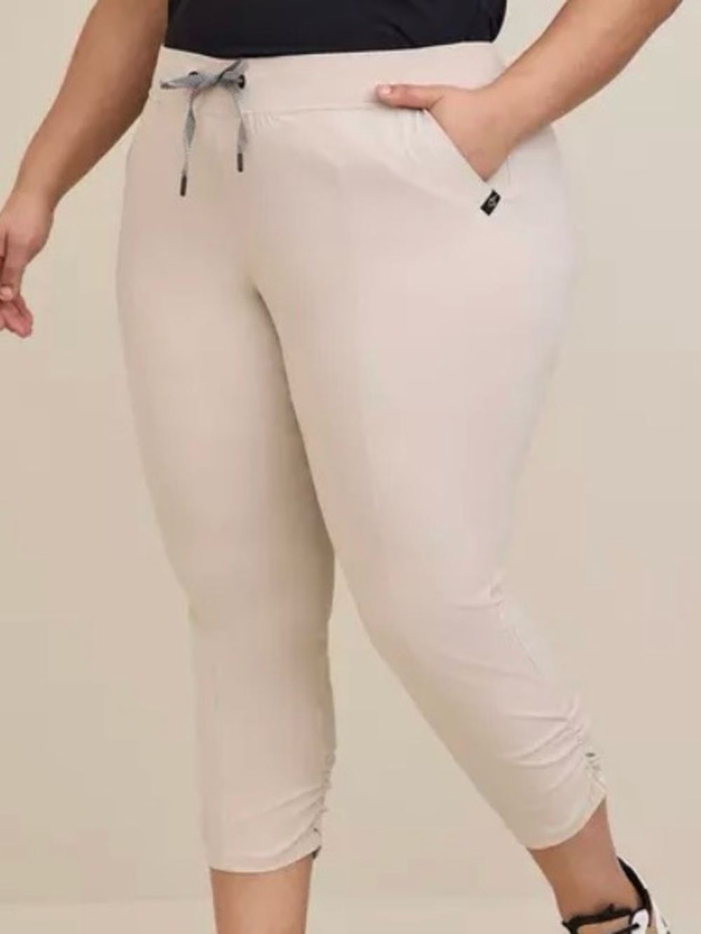 TORRID HAPPY CAMPER Beige Crop Active Pant Size 2